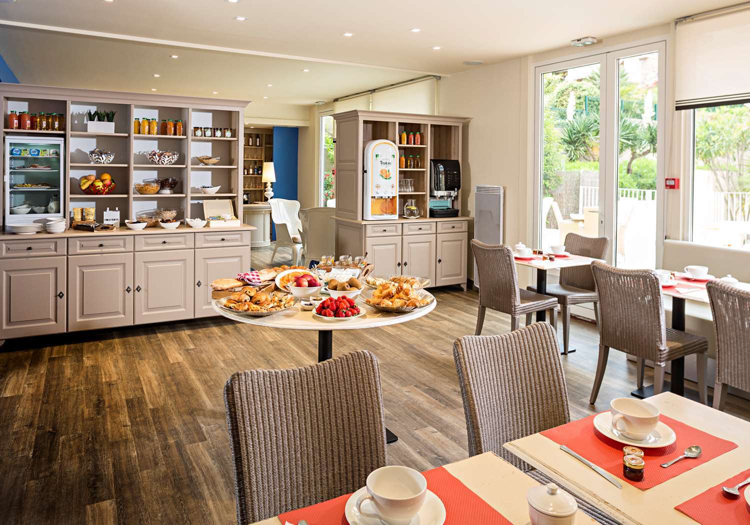 Best Western Hotel Matisse Сент-Максим Экстерьер фото